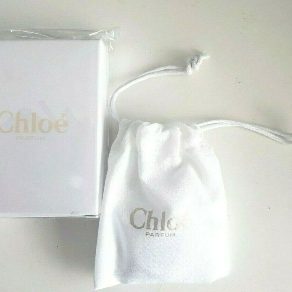 New! Cute Aesthetic CHLOE Love Story Heart Shape Long Pendant Necklace Gold Tone - Picture 6 of 6
